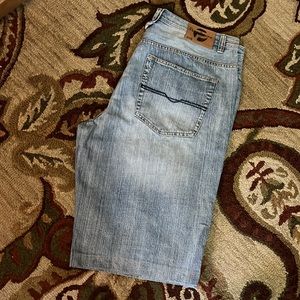 PEPE Jeans BENNY style Size 42 Men's Denim Shorts Broken-In Soft Slight Distress